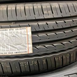 225 35 20 New Set Of Tires 