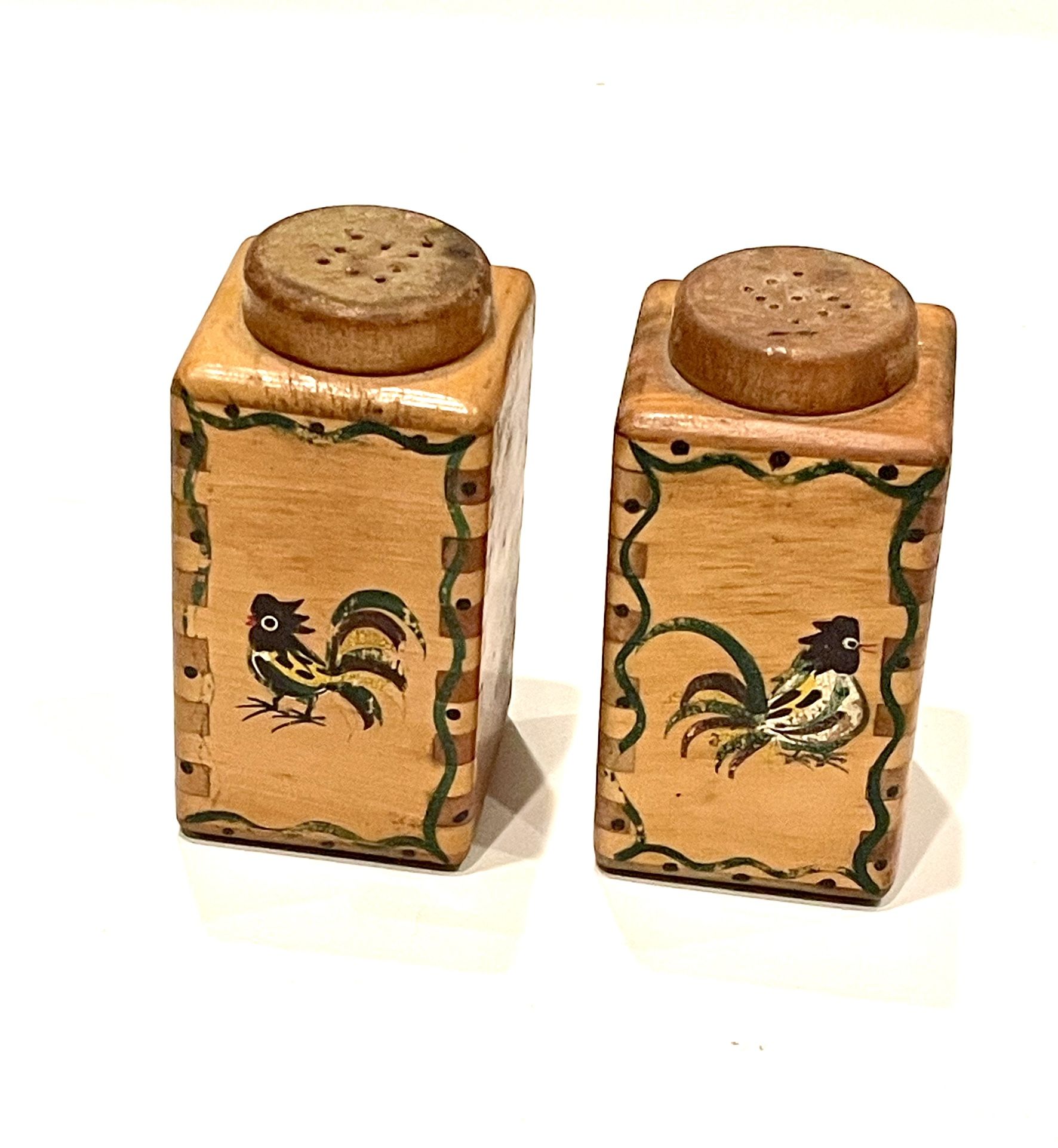 Japanese Woodpecker Ware S&P Shakers