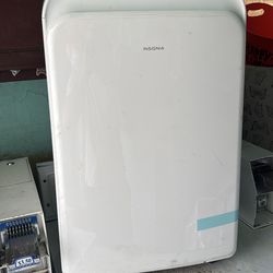 Air portable insignia