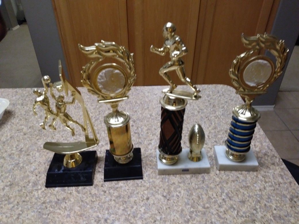 4 trophies that can be replated and given to a kid