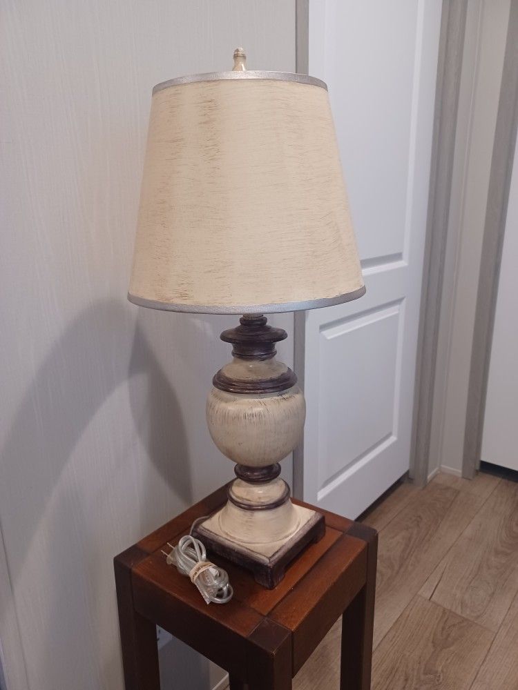 New Wood Farmhouse Lamp $40 Cash Pick Up At South Austin By William Cannon Near I35 