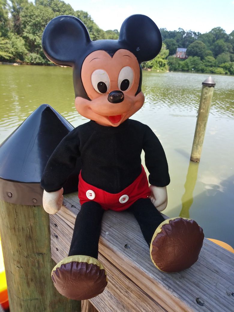 1977 Mickey Mouse Doll 18" Hasbro