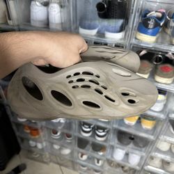 Yeezy Foam Runners Size 11 Stone Sage