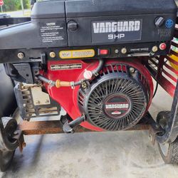 Coleman Powermate Vantage!! 4600watt!!