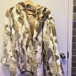 Woman’s Rabbit Fur Coat Size Large