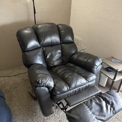 Recliner Chair - Black