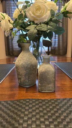 Set of 2 Green Glass vases