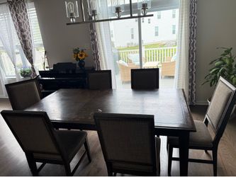 Landburn 7 pc Dining Room Set- by Raymour & Flanigan