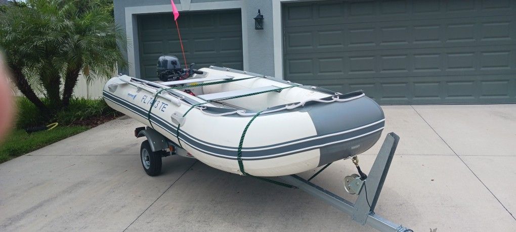 Inflatable Boat/ Motor/ Trailer