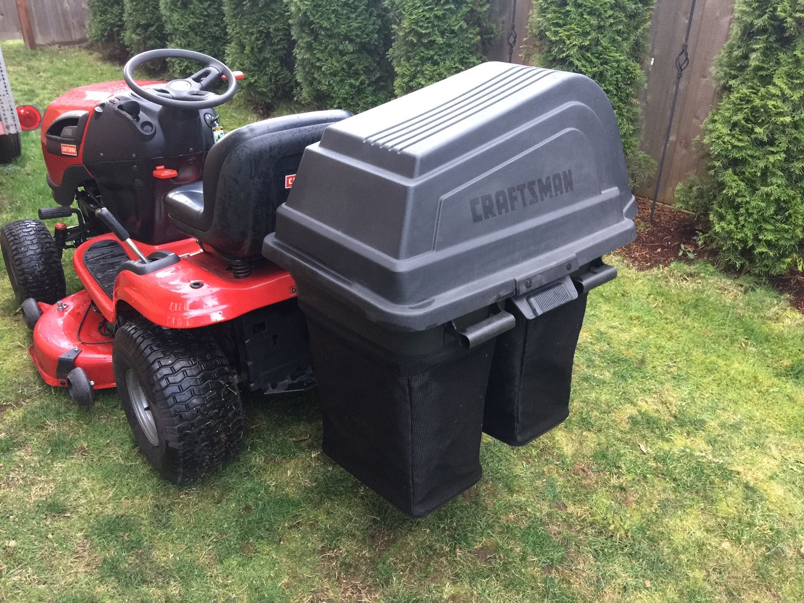 Craftsman Riding Lawn Mower YT3000 42” 21HP for Sale in Renton, WA