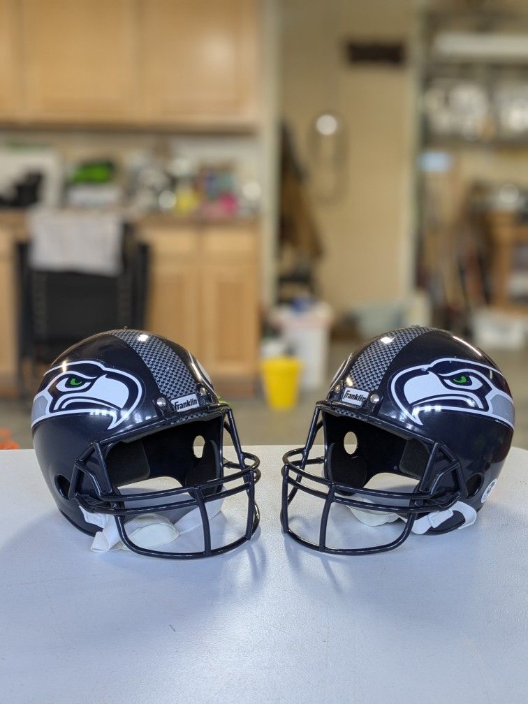 2 Seahawks Helmets - Kids