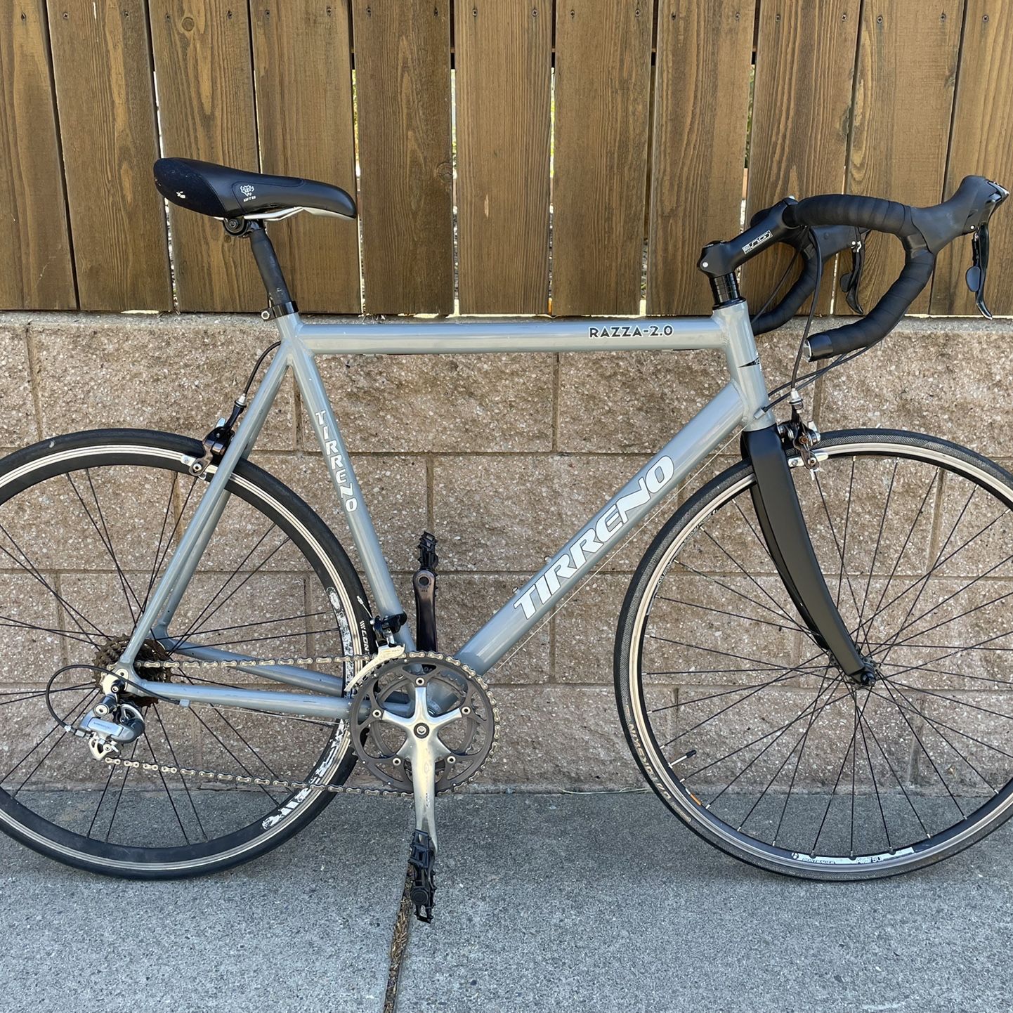 Tirreno Razza 2.0 Road Bike 58cm Shimano 105 for Sale in Citrus Heights CA OfferUp