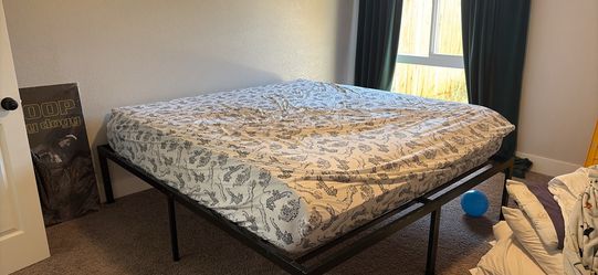 Cal king mattress and frame platform