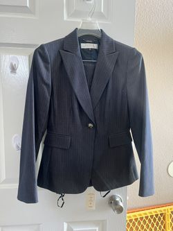 Tahari Business Suit Size 2 Brand New