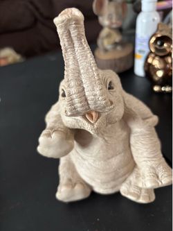 Elephant music box