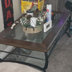 Living Room Set Coffee Table And 2 End Tables