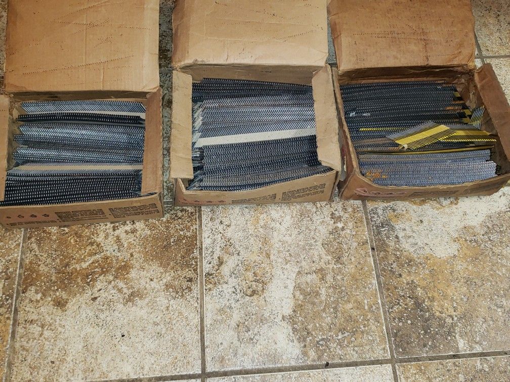 Senco fastening Diamond point nails