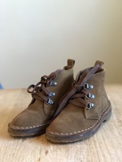 NEW Crewcuts KIDS suede McCallister boot - size 9 in brownstone