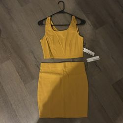 Brand new Woman’s Outfit!! 