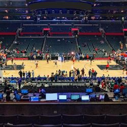 Indiana Pacers at Los Angeles Lakers