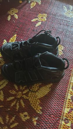 Nike AIR size 5Y