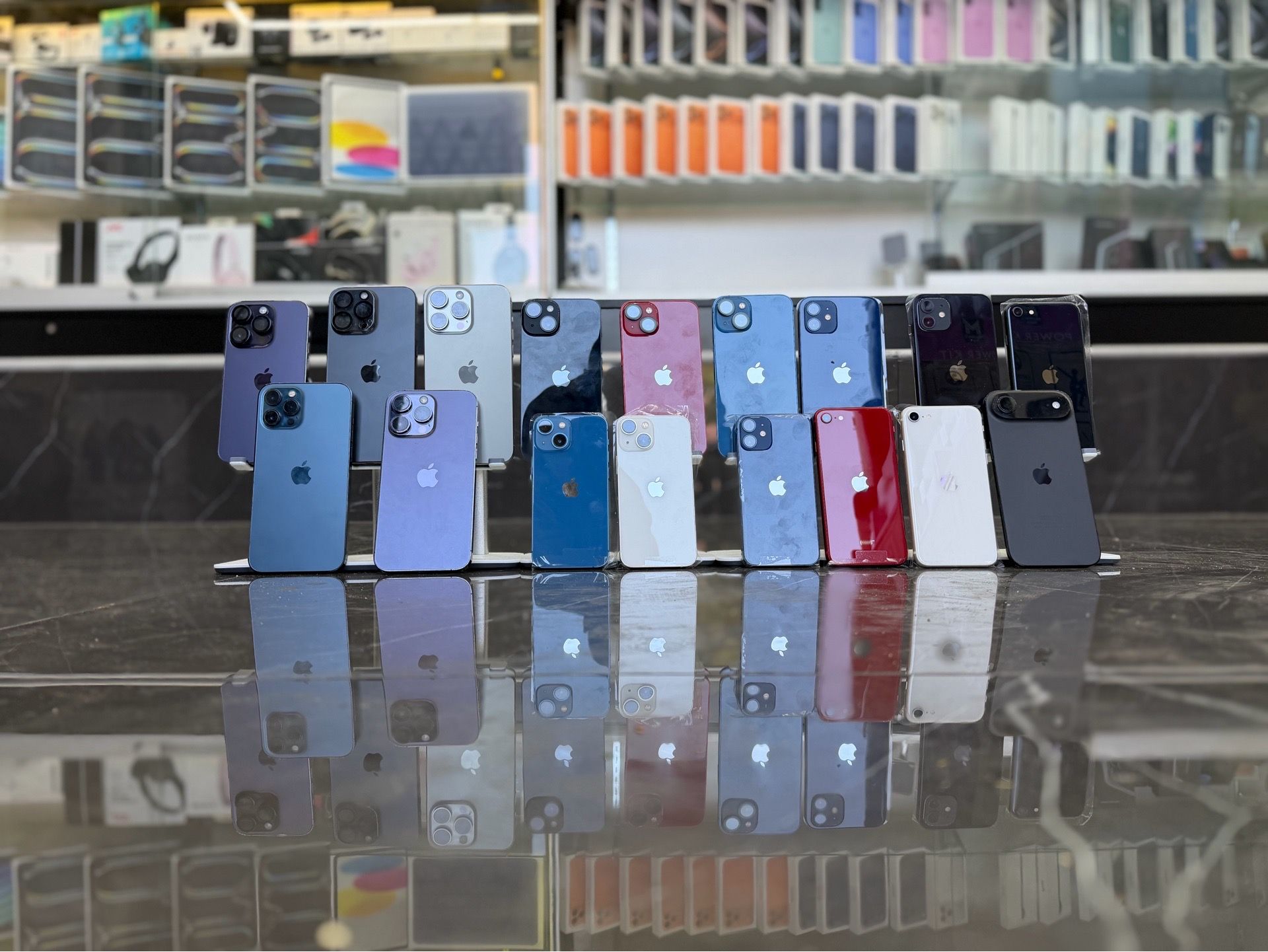 iPhone 11, 12,13,14,15,16 & 17 (Unlocked) (Take It Home In Payments/ llévatelo a casa en pagos) only $10 down- starting at $199