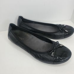 Vionic Minna Slip On Ballet Flats Shoes Women's Size 8 Cap Toe Black Leather 