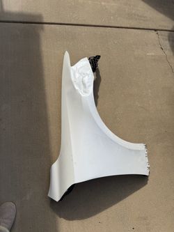 2014 is 250 Lexus Right side fender