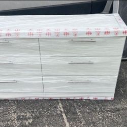 ⚪️ DRESSER  // CÓMODA ⚪️