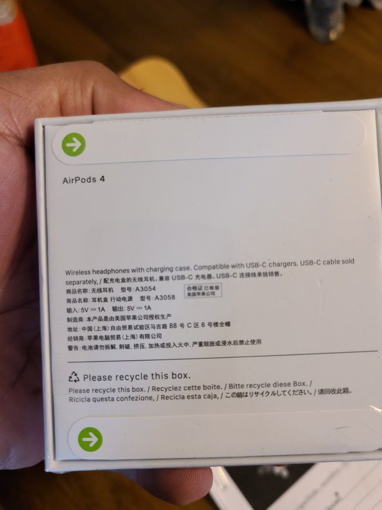 Airpods 4