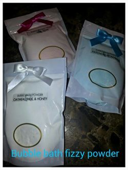 Bubble bath fizzy powder