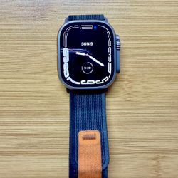 Apple Watch Ultra 49mm titanium case GPS + Cellular