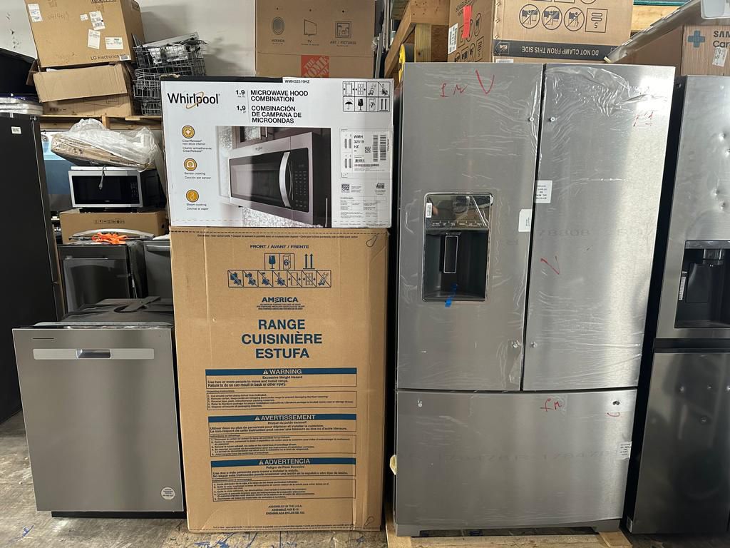 Brand New Whirlpool Kitchen Package