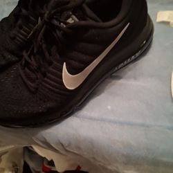 Mens Shoes Size 10