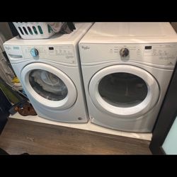 Whirlpool Washer And Dryer 