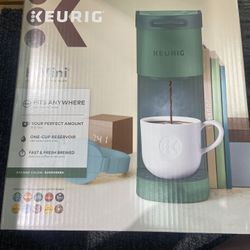 Keurig K Mini Evergreen