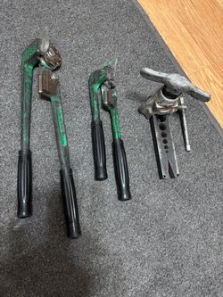 Ridgid 3/8” and 1/4” tubing benders and ridgid flaring tool