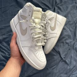 Jordan 1 85’ Neutral Grey