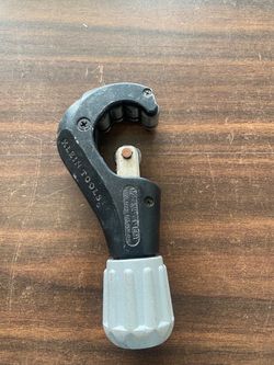 Klein Tools Tube Cutter