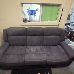 Sofa With 2 Recliners