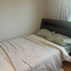 Bed Frame Modern - Full & Queen 