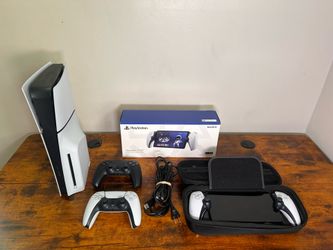 PS5 Slim Disc + PS5 Portal