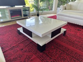 MOVE-OUT SALE: Coffee Table