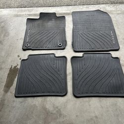 Toyota Avalon All Weather Floor Mats 