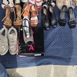 A Lil Bit of Everything 