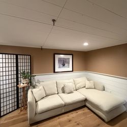 Cream sectional couch NEED GONE ASAP 