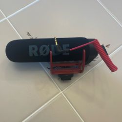RODE Shotgun Mic For Camera