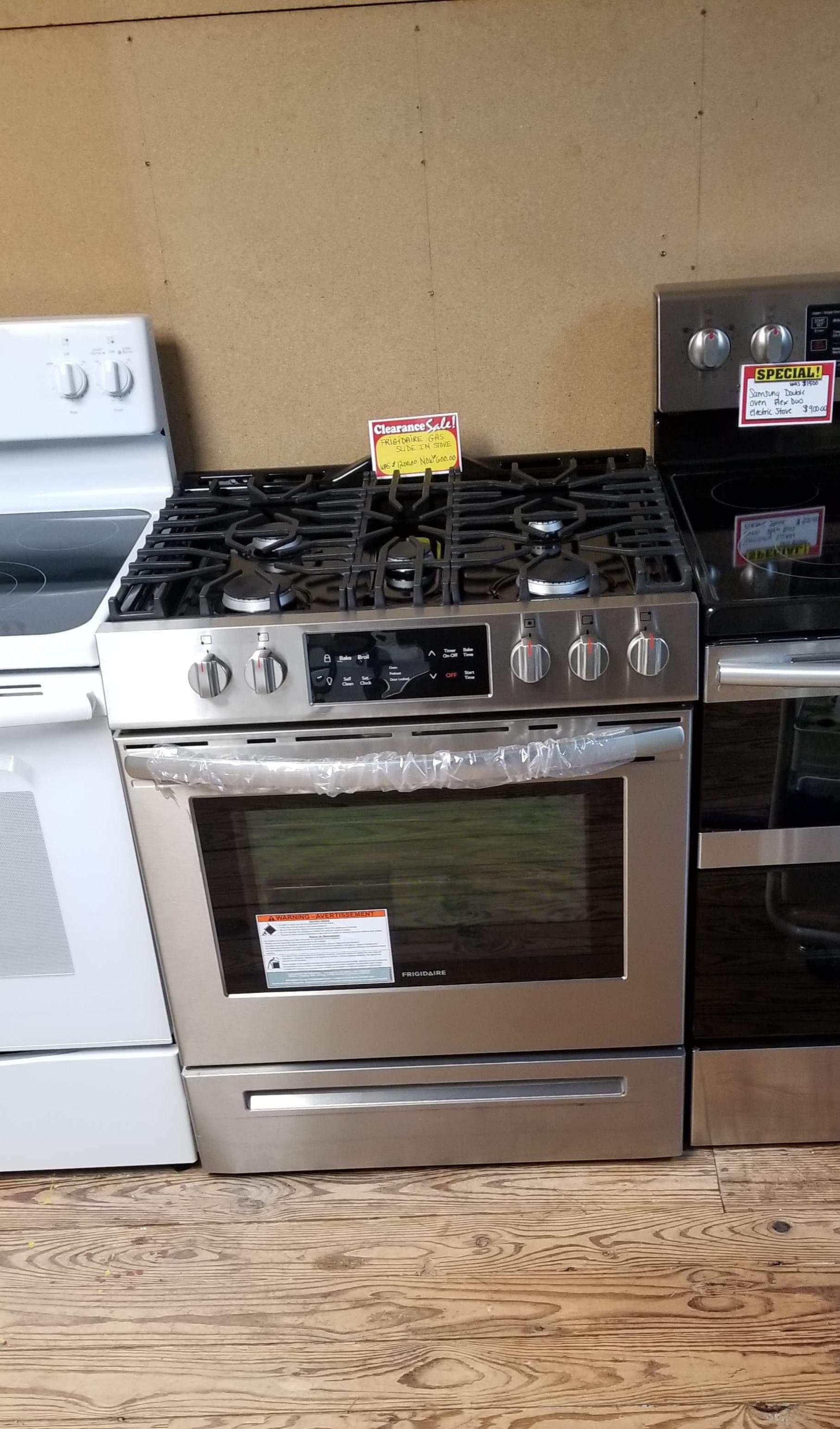 Brand New Frigidaire Slide In Gas Stove