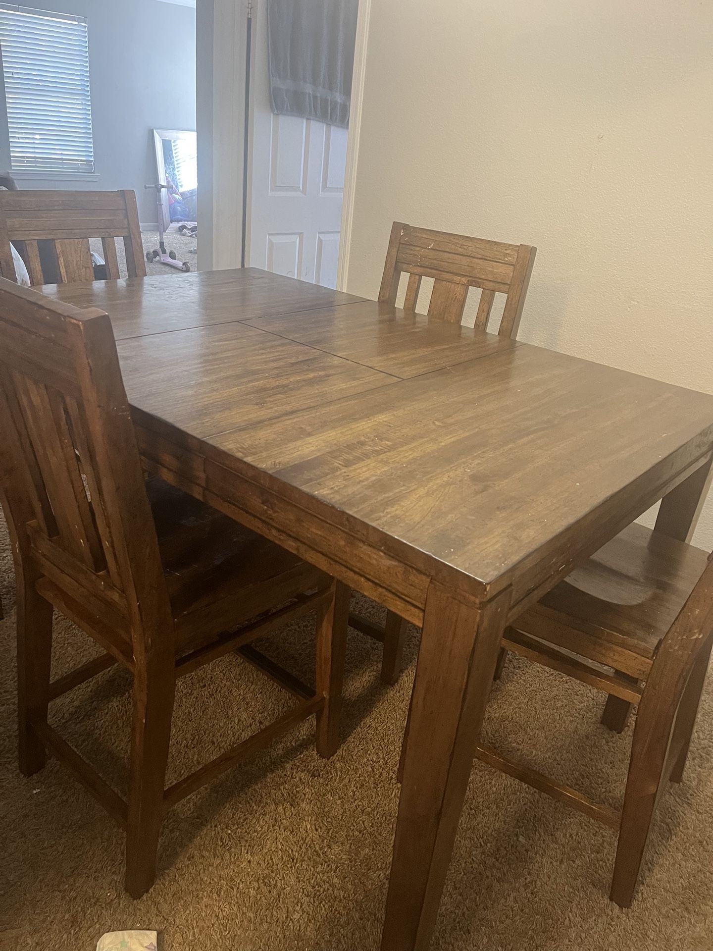Kincaid Kitchen Table