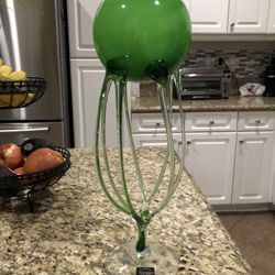 Brand New Makora Vase Make In Portland ( No Hoc N Tag)